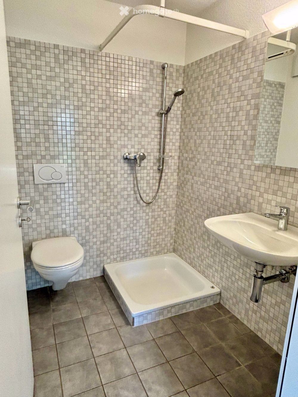 Moderne 4.5-Zimmer-Wohnung mit Balkon in Uznach - Bild 8