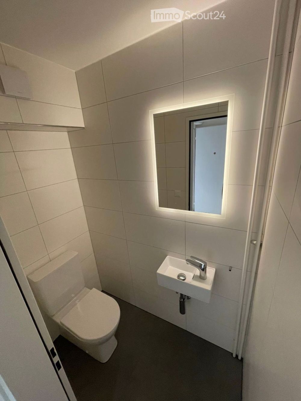 Erstbezug nach kompletter Sanierung - 4-Zimmer-Wohnung mit Balkon in Horw - Bild 2