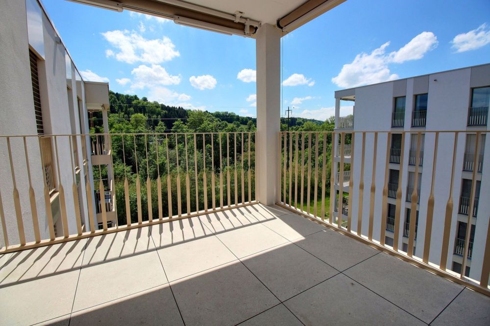 Appartement neuf de 5.5 pièces à louer - Balcon 1