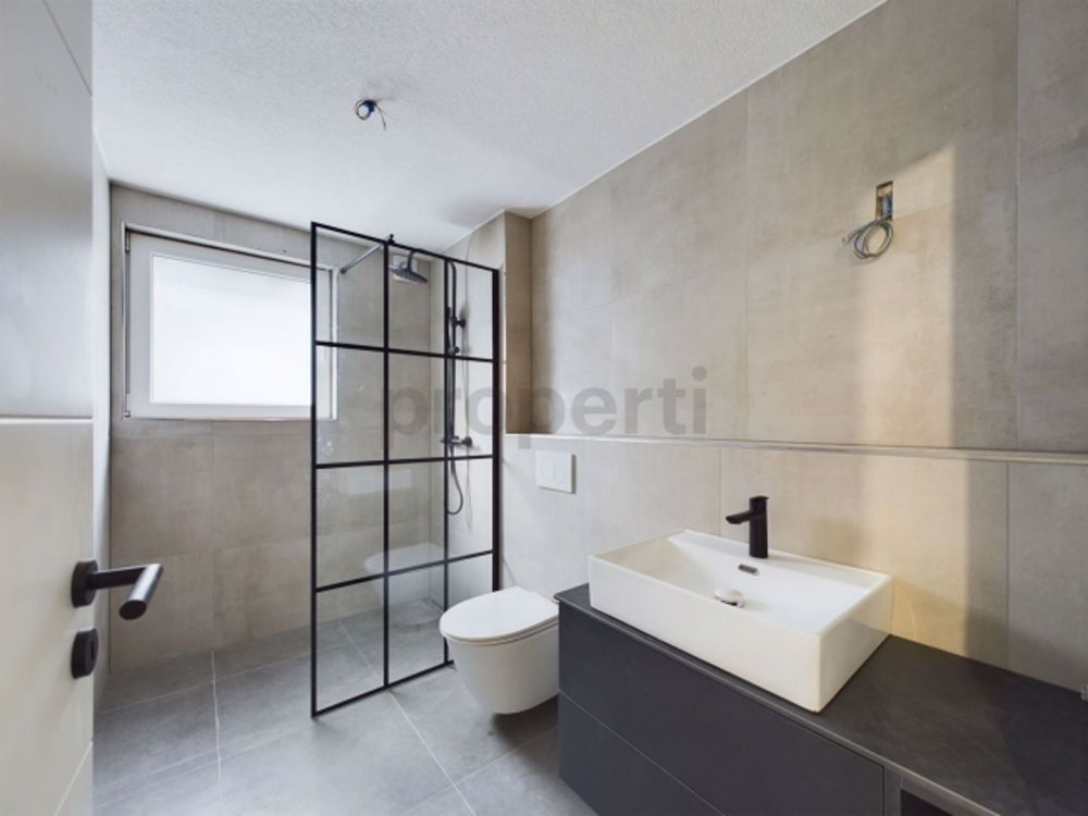 Frisch Sanierte Hochparterre-Wohnung sucht neuen Mieter - Bild 8