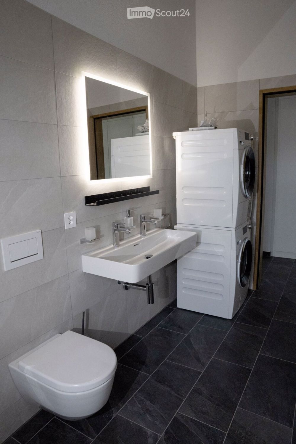 Neue 3.5-Zimmer-Wohnung, mit Charme, im 1. Stock in neuer Bauweise in Rossemaison - Bild 9