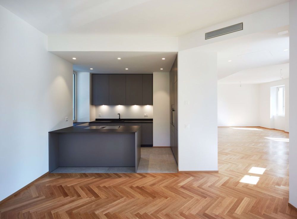 Historische Villa - 4.5-Zimmer-Duplex mit großem Garten - Bild 2