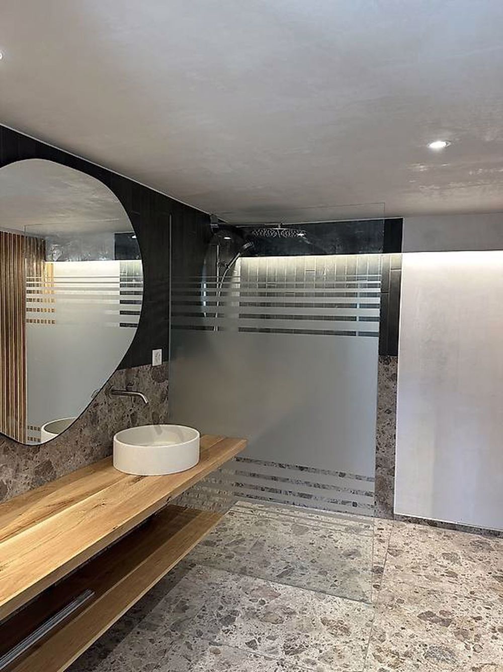 Helle Loft-Wohnung auf 90m2 + 60m2 Sitzplatz - Bild 4