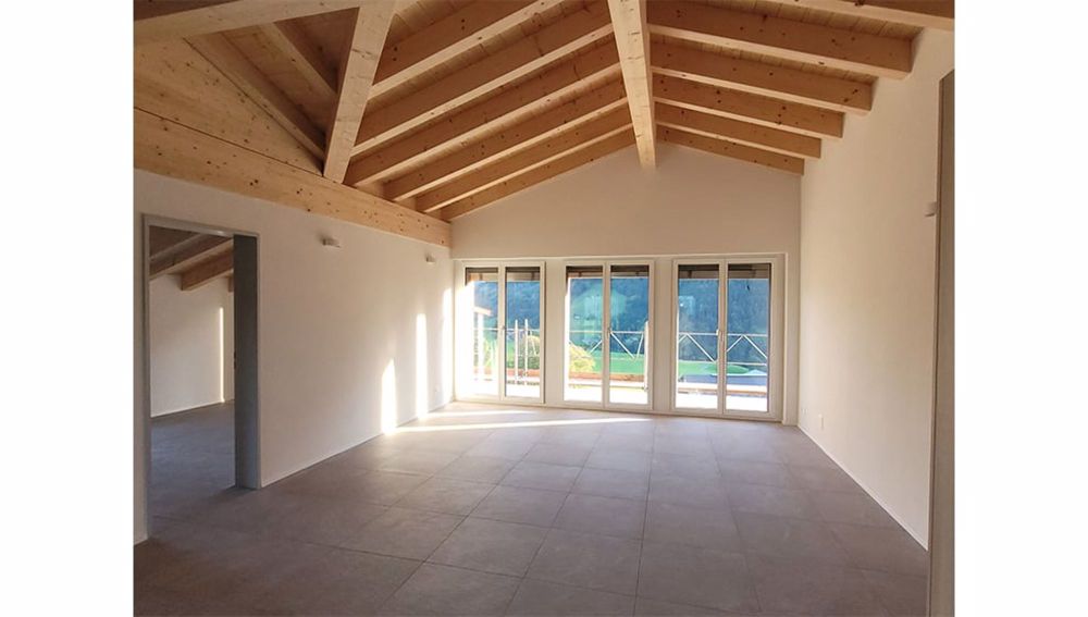 ERSTVERMIETUNG / Wunderschöne Dachwohnung in sonniger, ruhiger Wohnlage - Bild 2