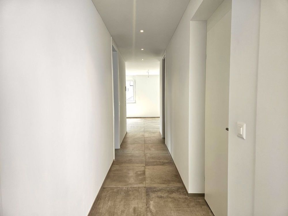 NEUBAU AN TOP LAGE (WHG-B) MIT GROSSZÜGIGER SITZPLATZ 88M2 UND MIT EIGNE WASCHKÜCHE UND KELLER (23 m2) - Bild 6