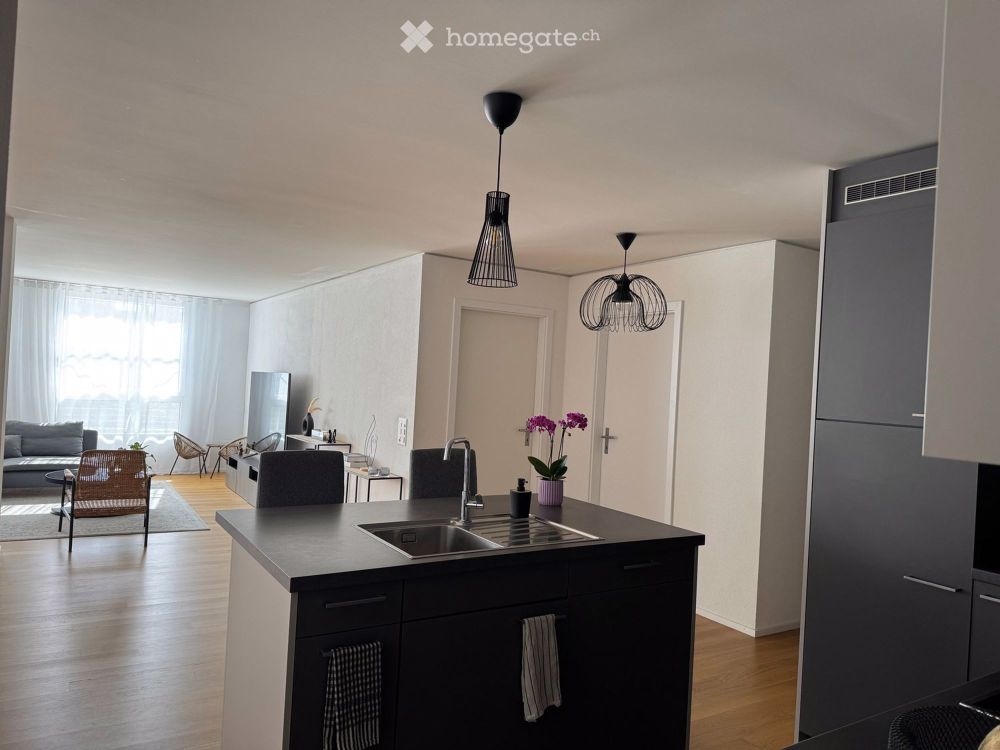 Schönes 4.5-Zimmer-Neubauapartment mit Garage in La Chaux-de-Fonds - Bild 2