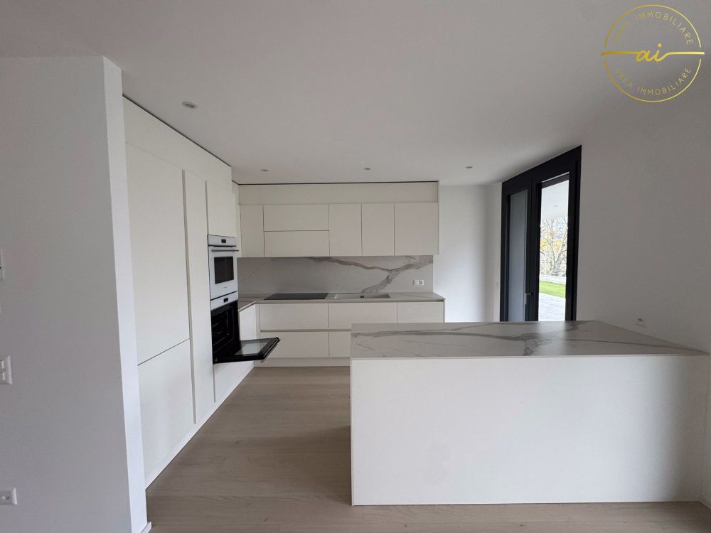 APPARTAMENTO 4.5 LOCALI CON VISTA LAGO - Bild 3