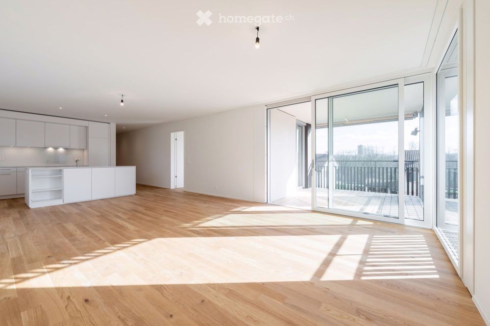 Attraktive 2,5-Zimmer Wohnung mit Balkon in Rombach - Bild 1