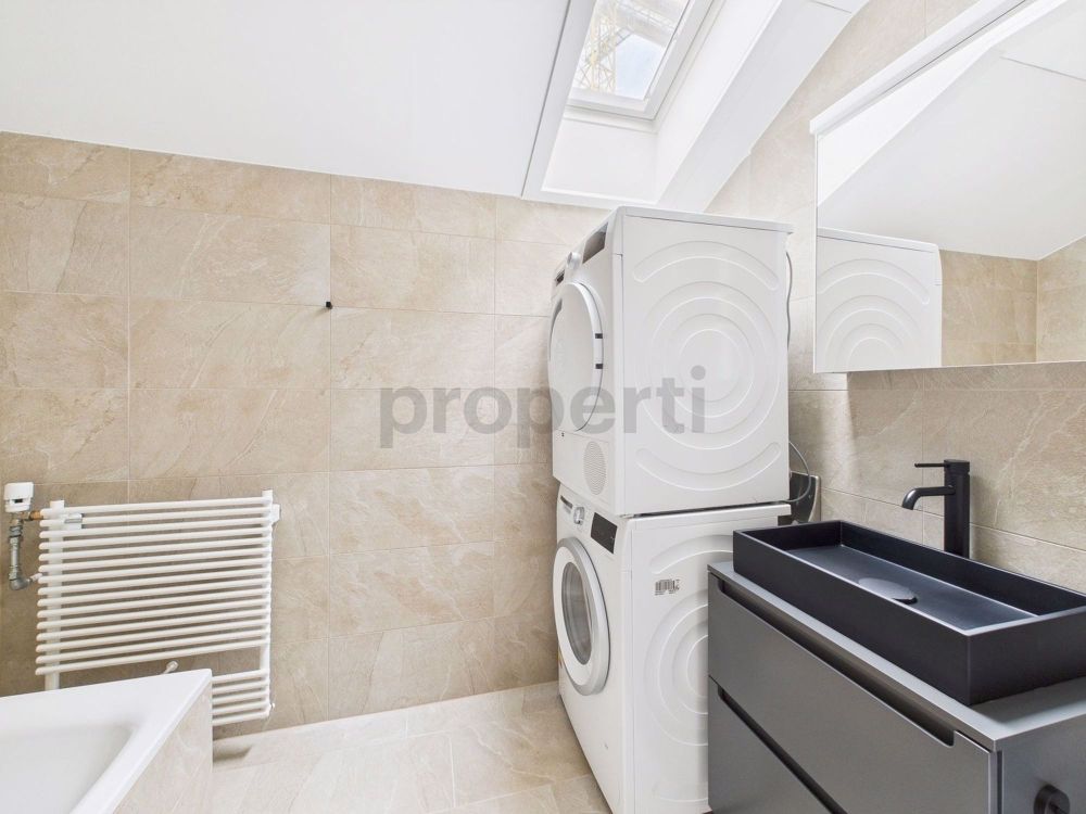 1. MONAT MIETZINS GESCHENKT***Moderne 3.5-Zimmer-Dachgeschosswohnung in Küssnacht am Rigi - Bild 9