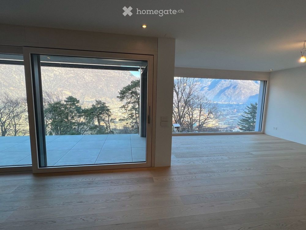Stunning 4.5-Room Apartment with Mountain Views in Bellinzona - Bild 2