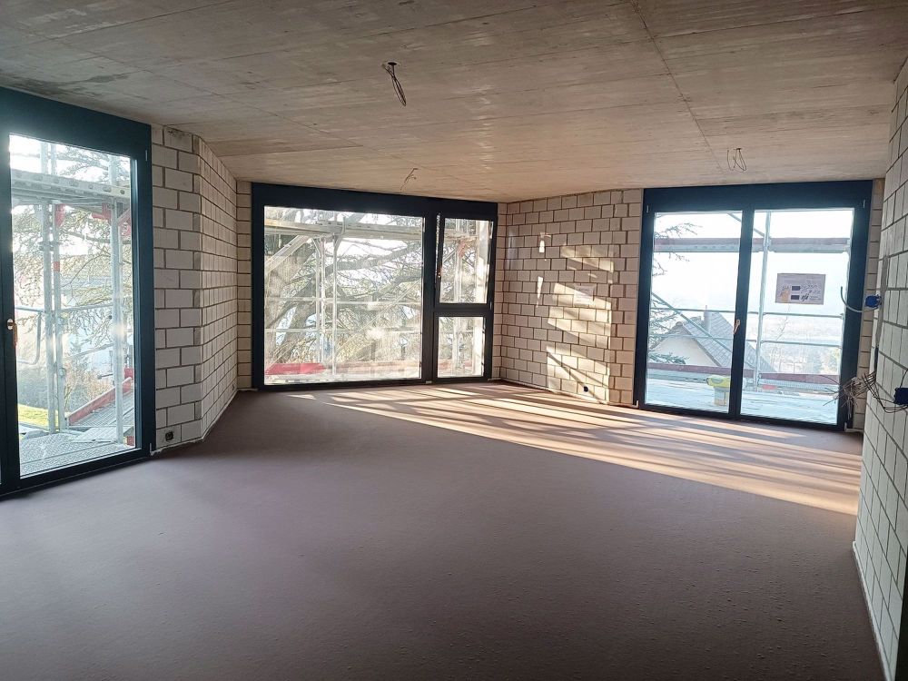 Praktische 2.5 Zi.-Whg. mit Gartensitzplatz in Neubau - Bild 3
