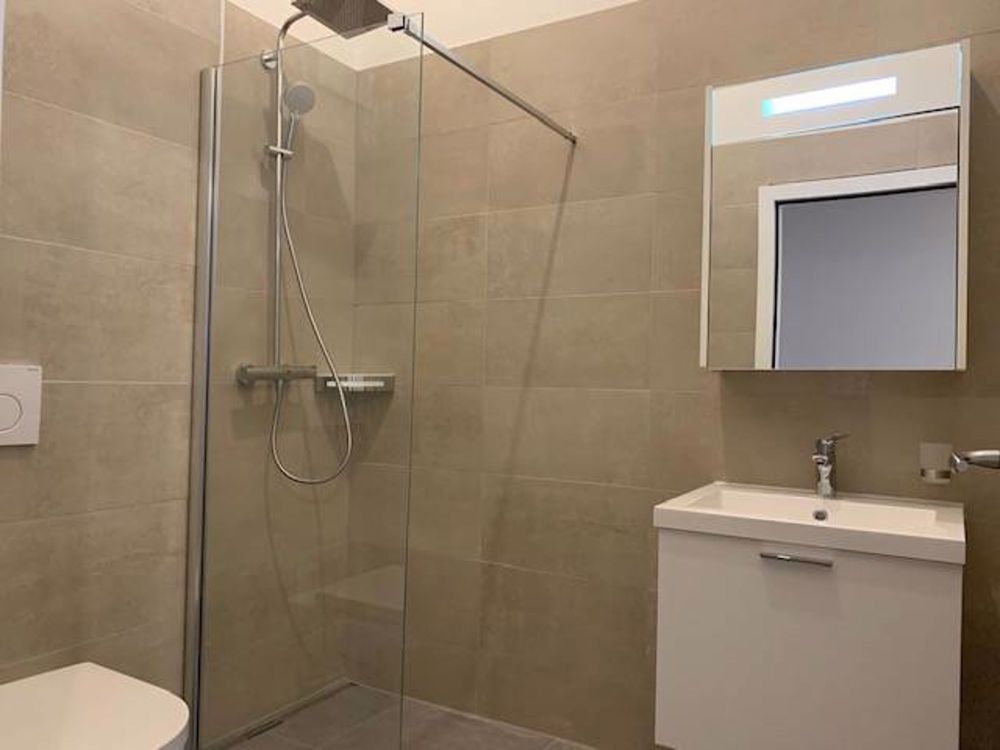 MAGNIFIQUE APPARTEMENT DE 3.5 PIECES LUMINEUX ET SPACIEUX, DANS UN CADRE PRIVILEGIE A MISERY-COURTION - Bild 10