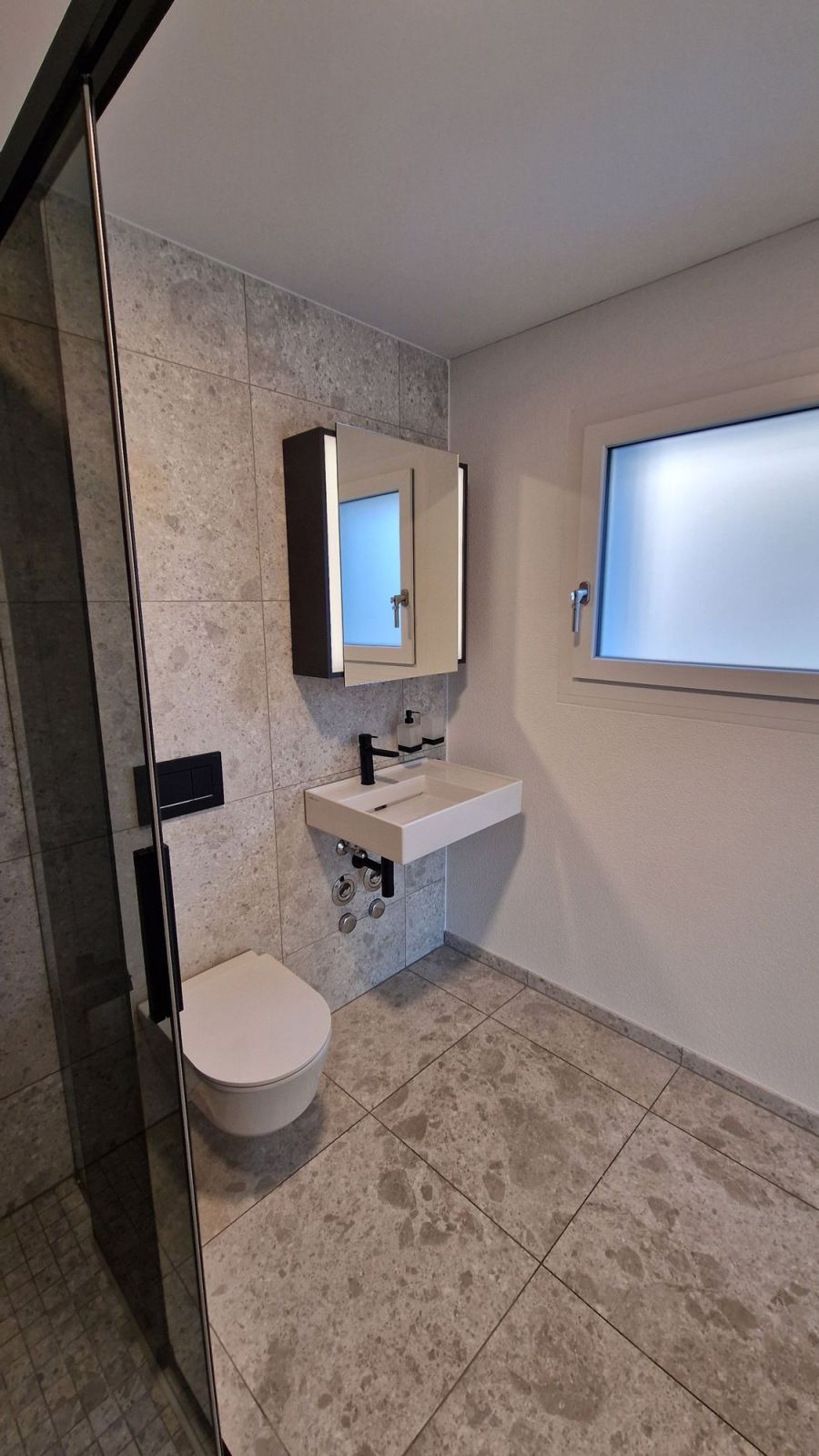 1.5-Zimmerwohnung im EG - klein aber fein - Dusche WC