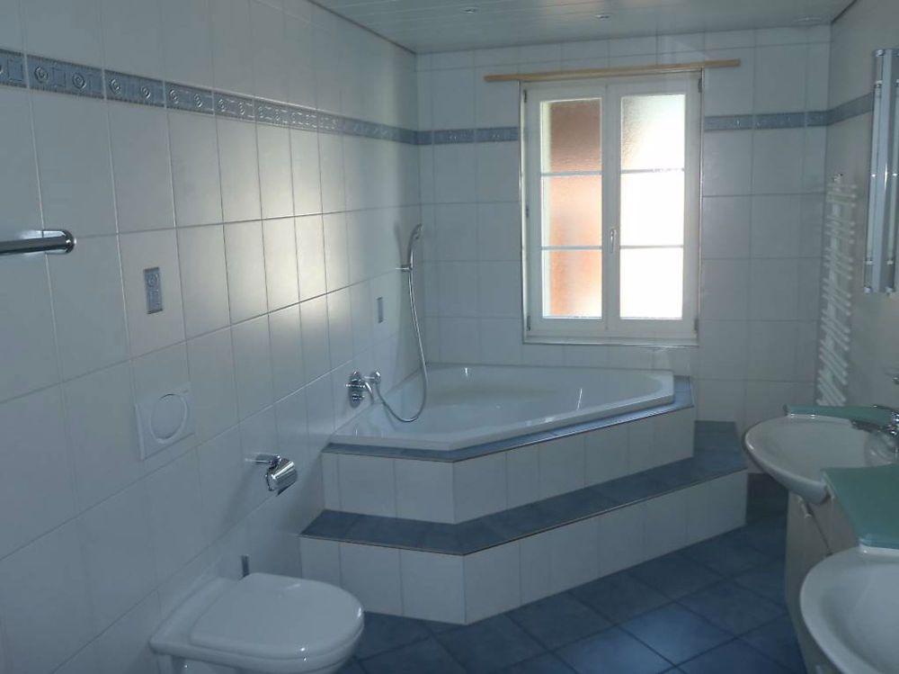 Grosse 6-Zimmer Wohnung in Bürglen zu vermieten - Bild 4