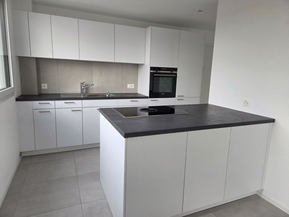 Geräumige Wohnung mit Sitzplatz - Bild 4