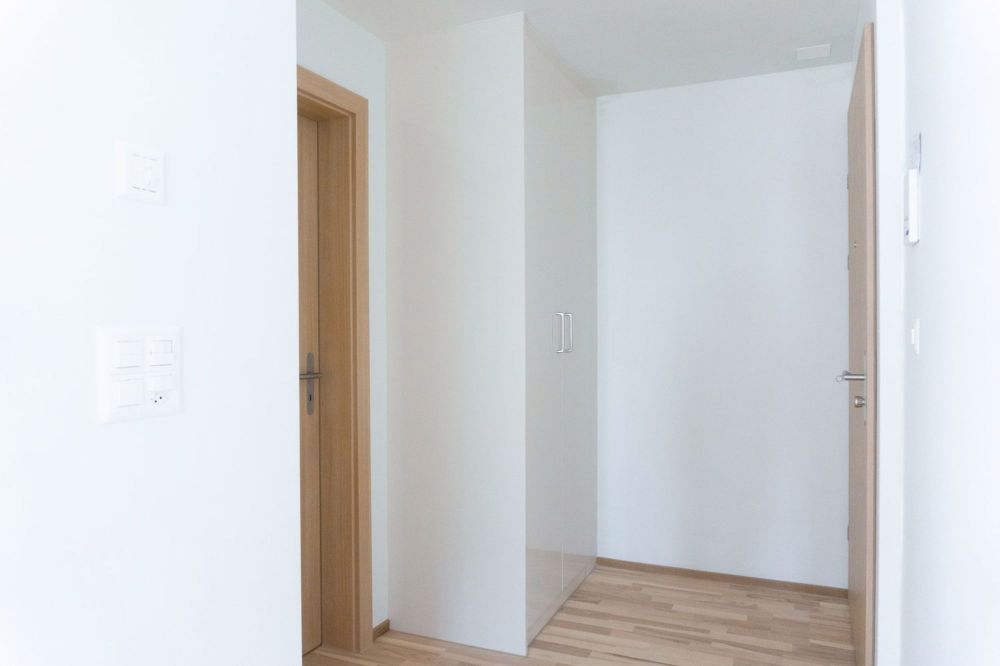 Moderne 1.5-Zimmer-Wohnung mit Garten in Zentrumsnähe zu vermieten - Bild 9