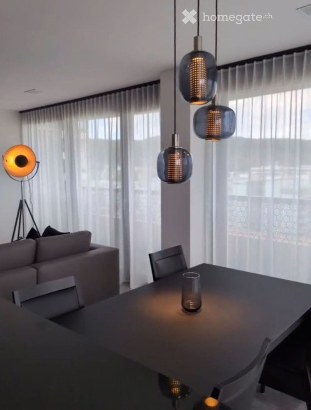 Exklusives Wohnen mit Weitblick - Bild 2