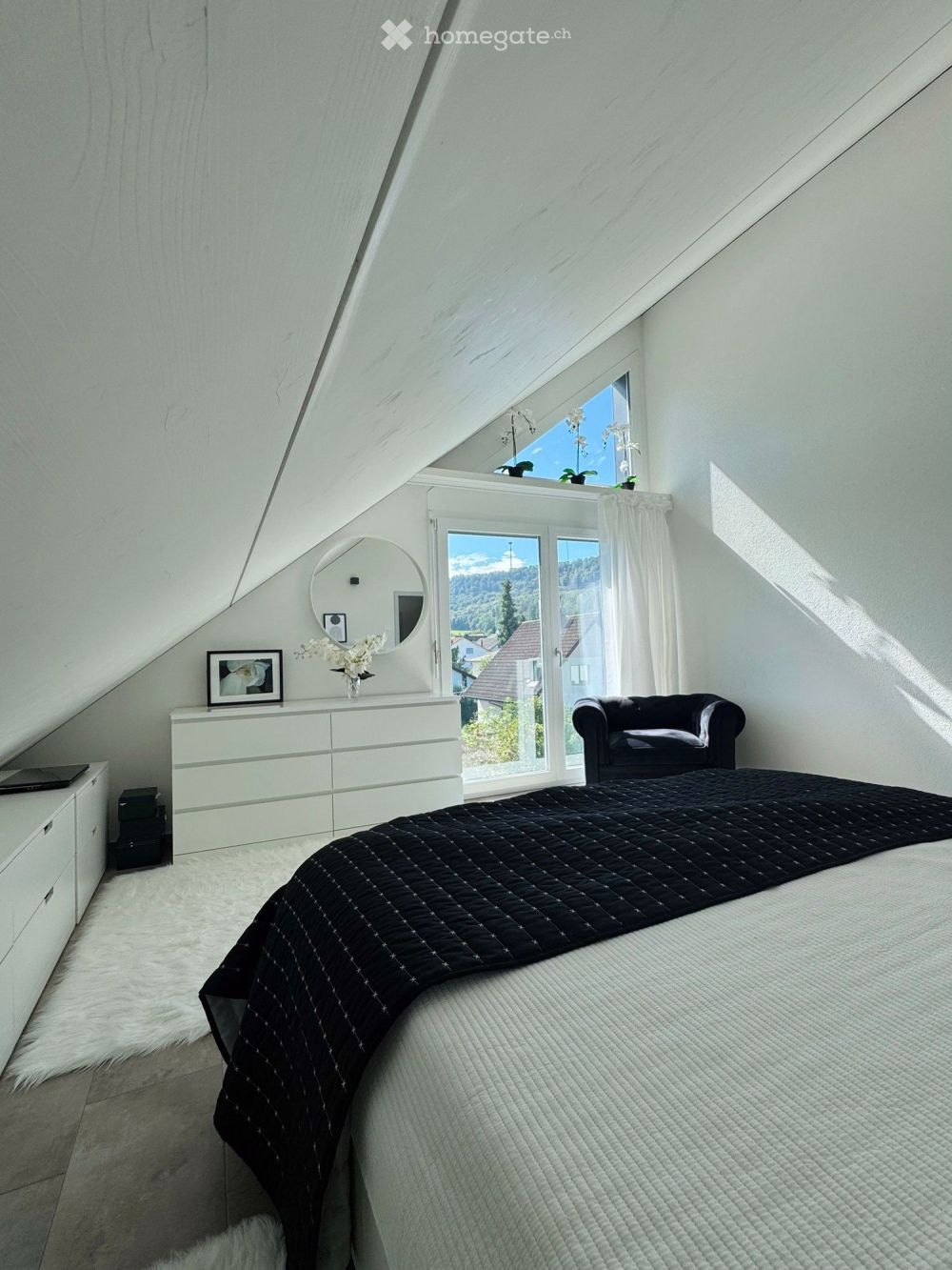 Charmante und geräumige 2.5-Zimmer-Wohnung - Bild 4