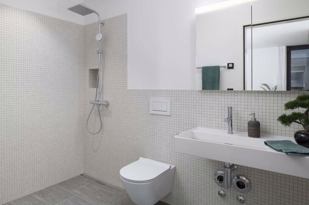Moderne 3.5 Zimmer Neubauwohnung mit Weitblick - Dusche 2