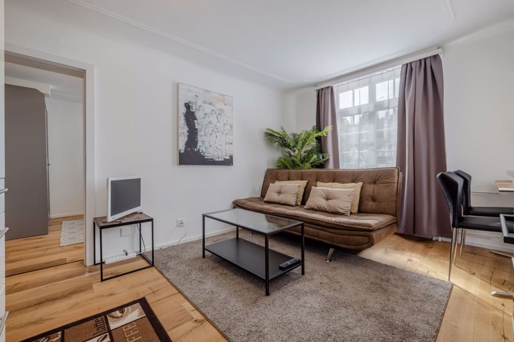 Möblierte 2.5-Zimmer-Wohnung mit Servicepaket - Bild 3