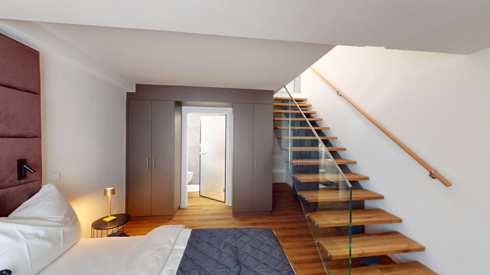 Erstvermietung nach Komplettsanierung – Exklusive Maisonette im Stadtzentrum - Bild 4