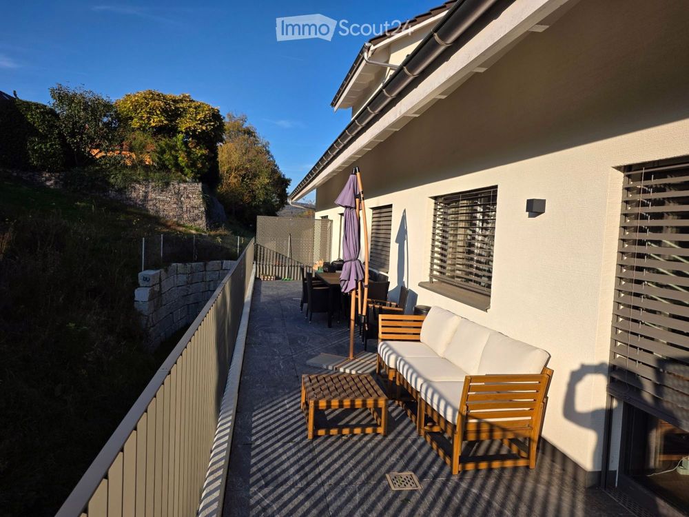 Moderne 4.5-Zimmer-Wohnung - Bild 1