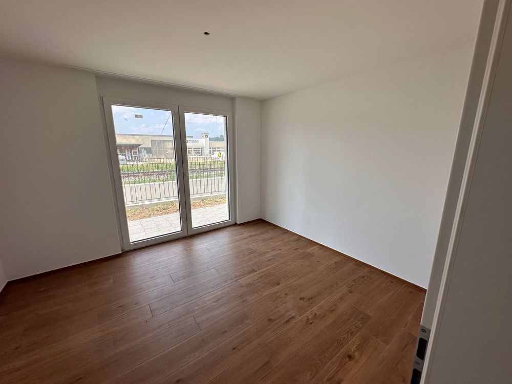 Moderne, neue 4.5-Zimmer-Erdgeschosswohnung in Huttwil für Erstbezug bereit - Bild 6