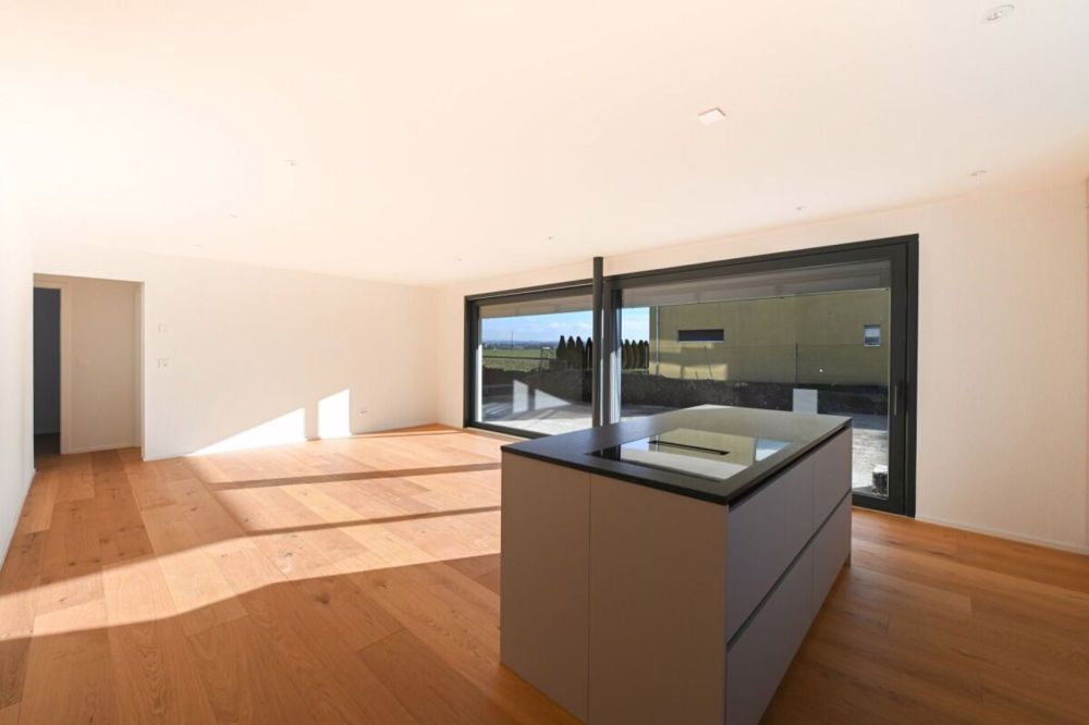 ERSTBEZUG - LUXURIÖSE 3.5-ZIMMER GARTENWOHNUNG - Bild 1