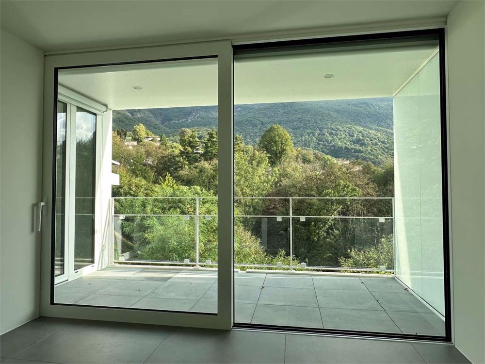 2,5-Zimmer-Wohnung im Grünen mit Blick und Terrasse - Bild 2
