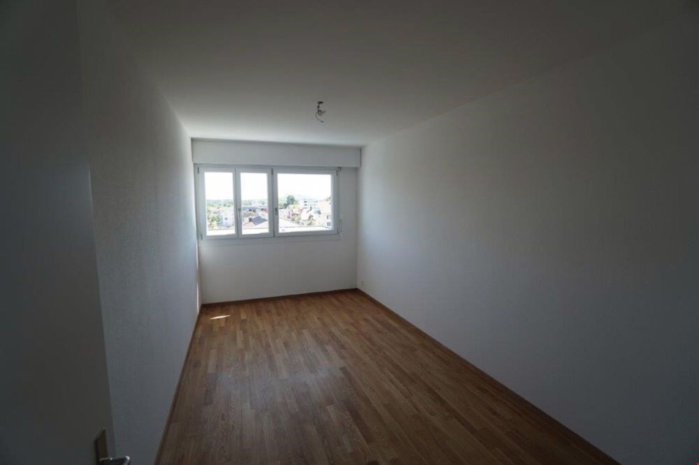 Im Westen von Bern lichtdurchflutete 4.5 Zimmerwohnung - Bild 10