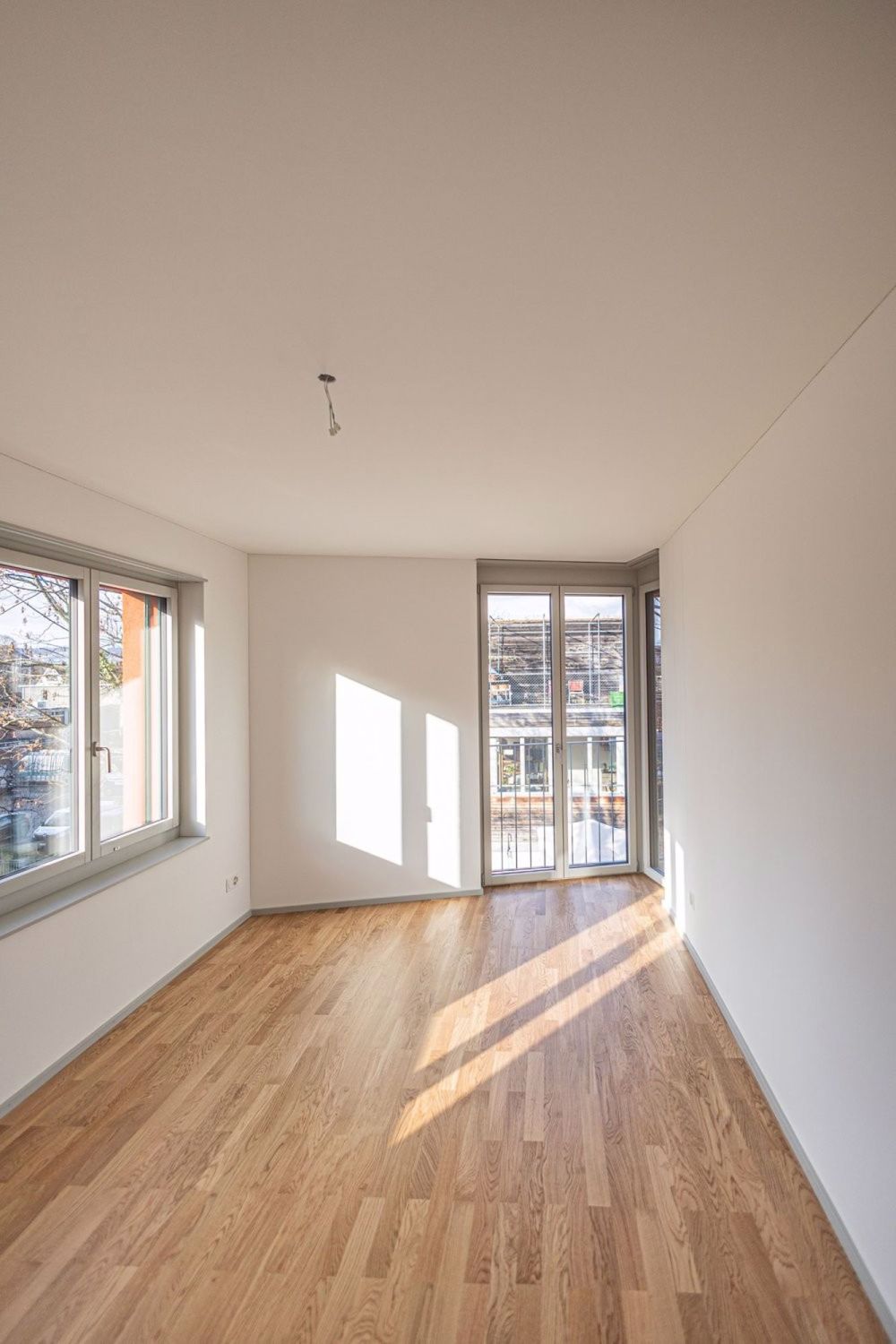 Moderne 4.5-Zimmerwohnung mit hochwertigem Ausbau - Bild 4