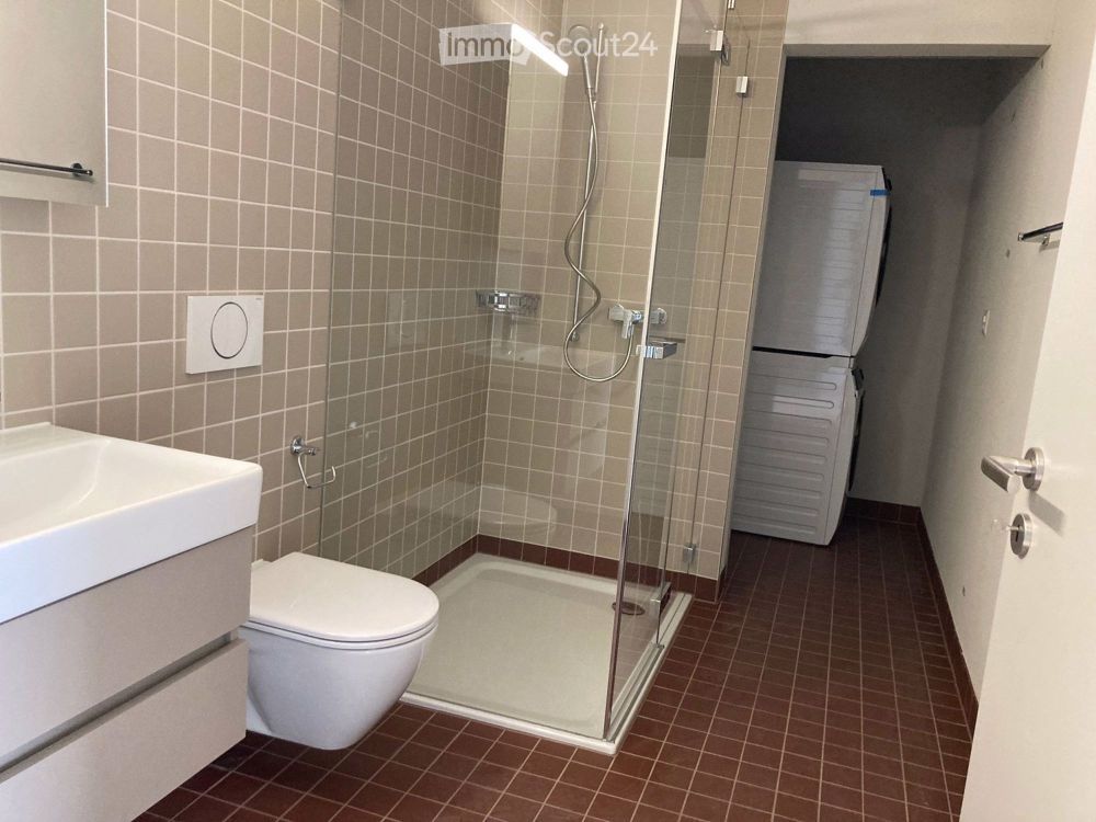 Urban - zentral - Neubau: Moderne 2.5-Zimmer-Wohnung mit grossem Balkon in Biel/Bienne - Bild 4