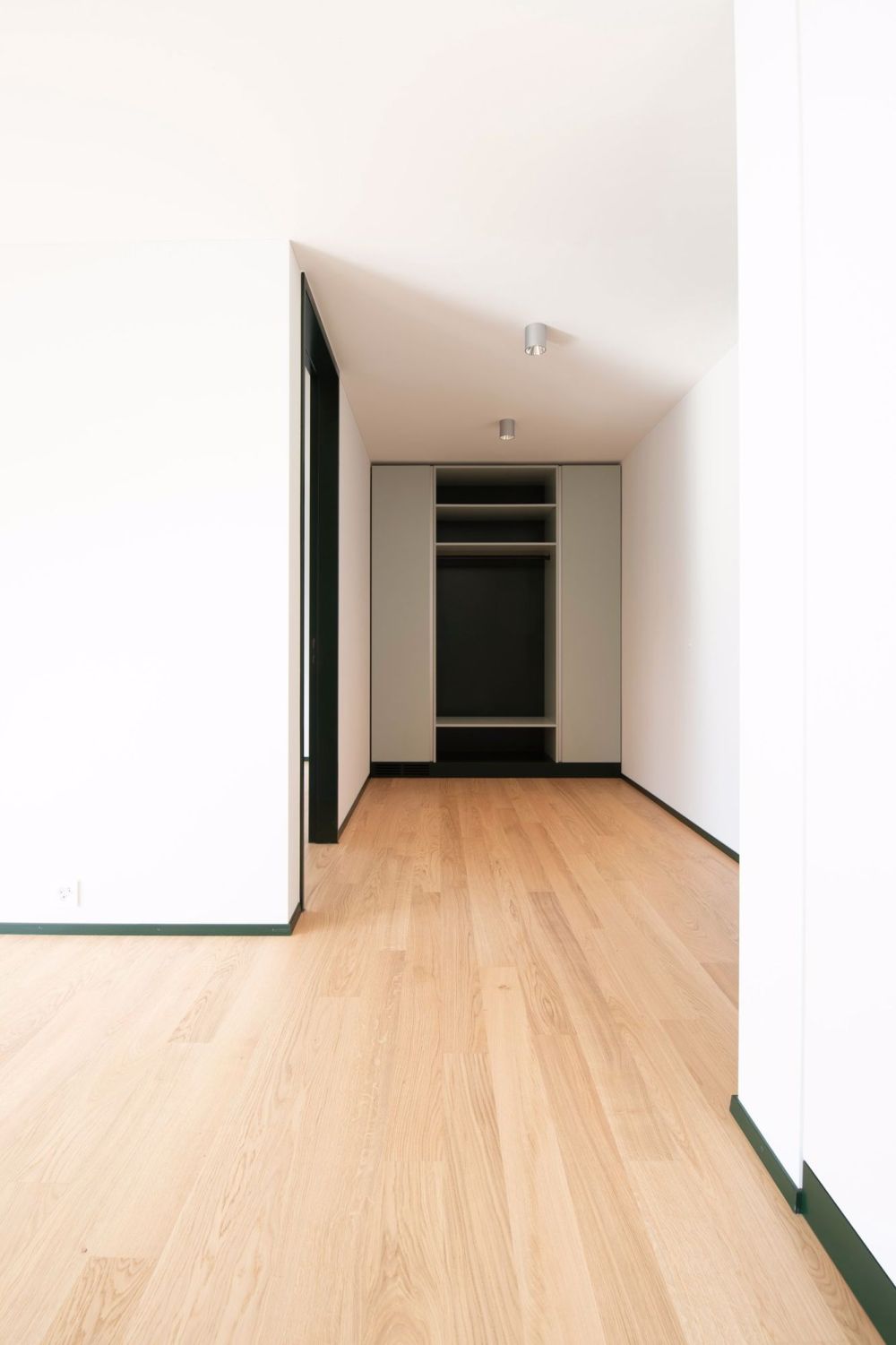 Helle und top ausgestattete Wohnung an ruhiger Lage - Bild 6