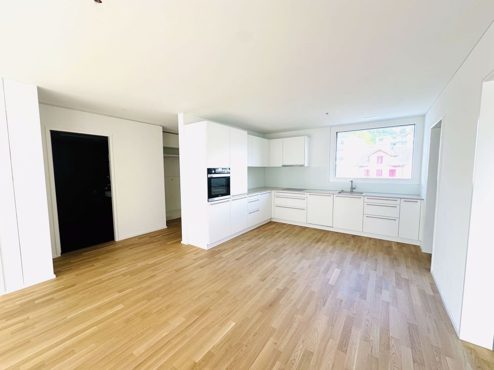 Neubau 3.5 Zimmer Wohnung im neu erstellen RhyGarten in Neuhausen - Bild 3