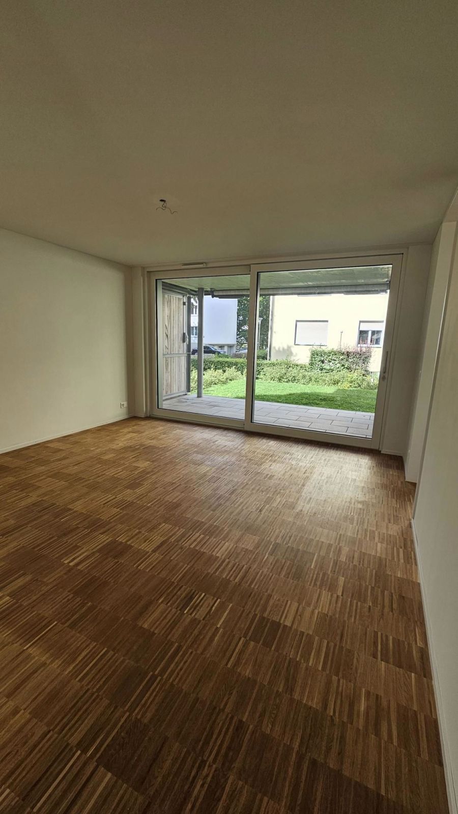 Neuwertig 4.5 Zimmerwohnung in Münchenstein - Bild 11