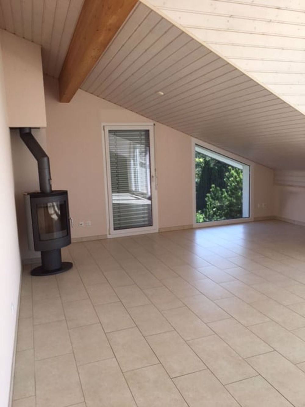 Prachtvolle 4,5-Zimmer-Wohnung mit Panoramablick in Belmont-sur-Lausanne - Bild 5