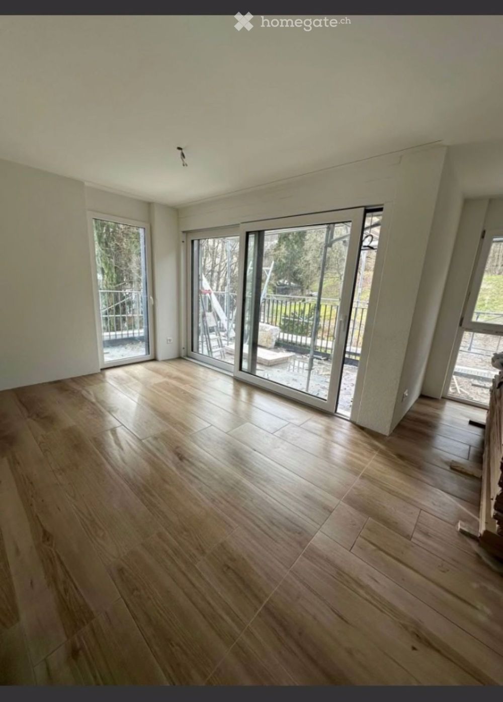Moderne 3.5-Zimmer-Neubau-Wohnung mit Balkon in Adliswil - Bild 2
