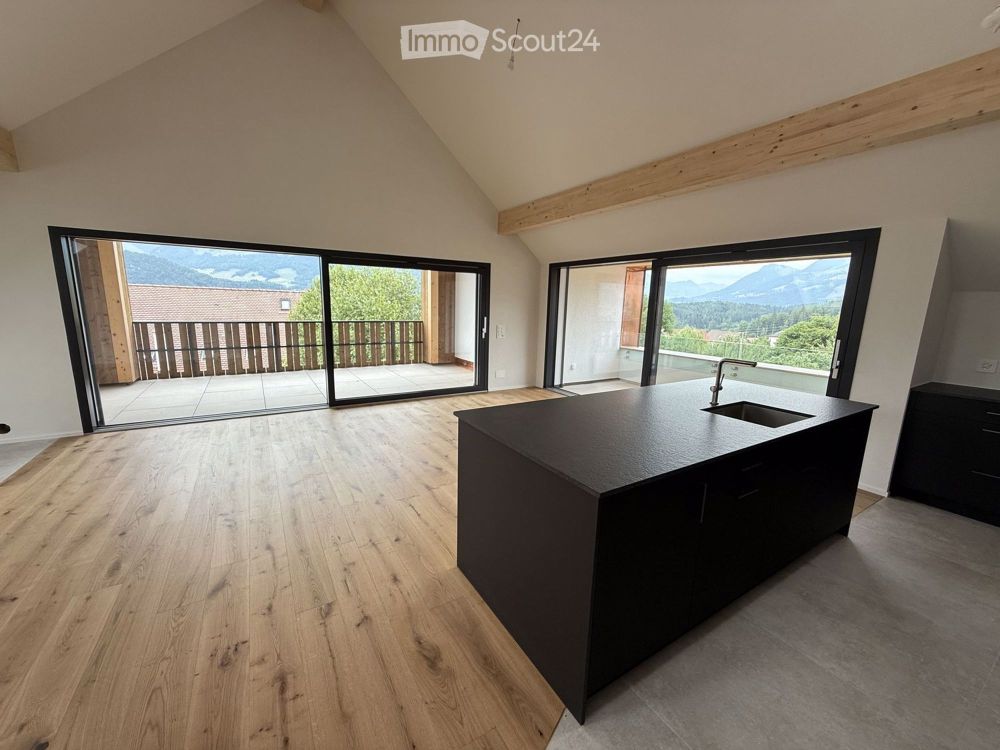 1. Halbjahresmiete wird für dieses prächtige Attikapenthouse mit 161 m2 auf zwei Etagen mit Terrassen angeboten - Bild 2