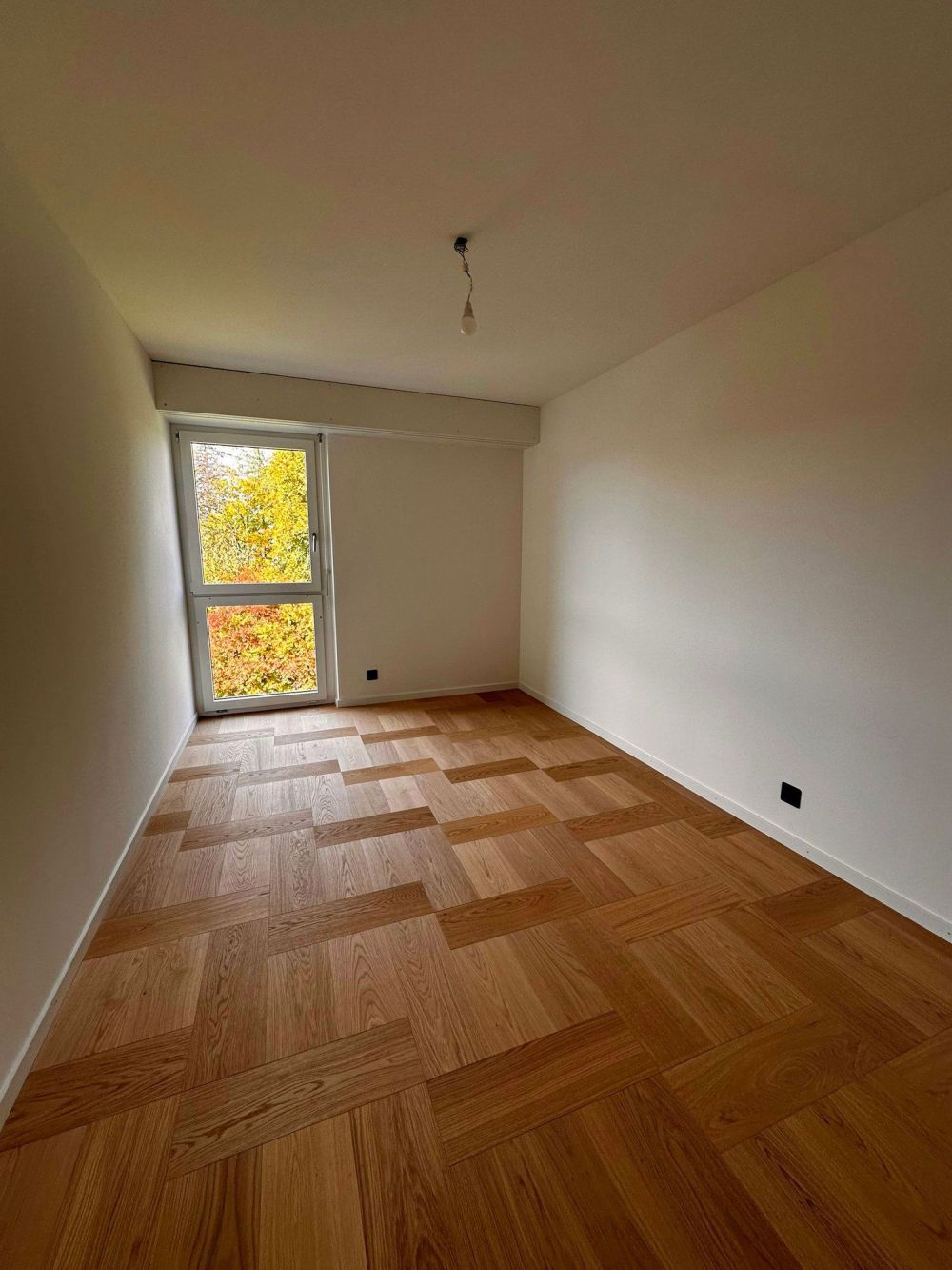 Erstvermietung - Stylische 3-Zimmerwohnung am Züriberg - Bild 5