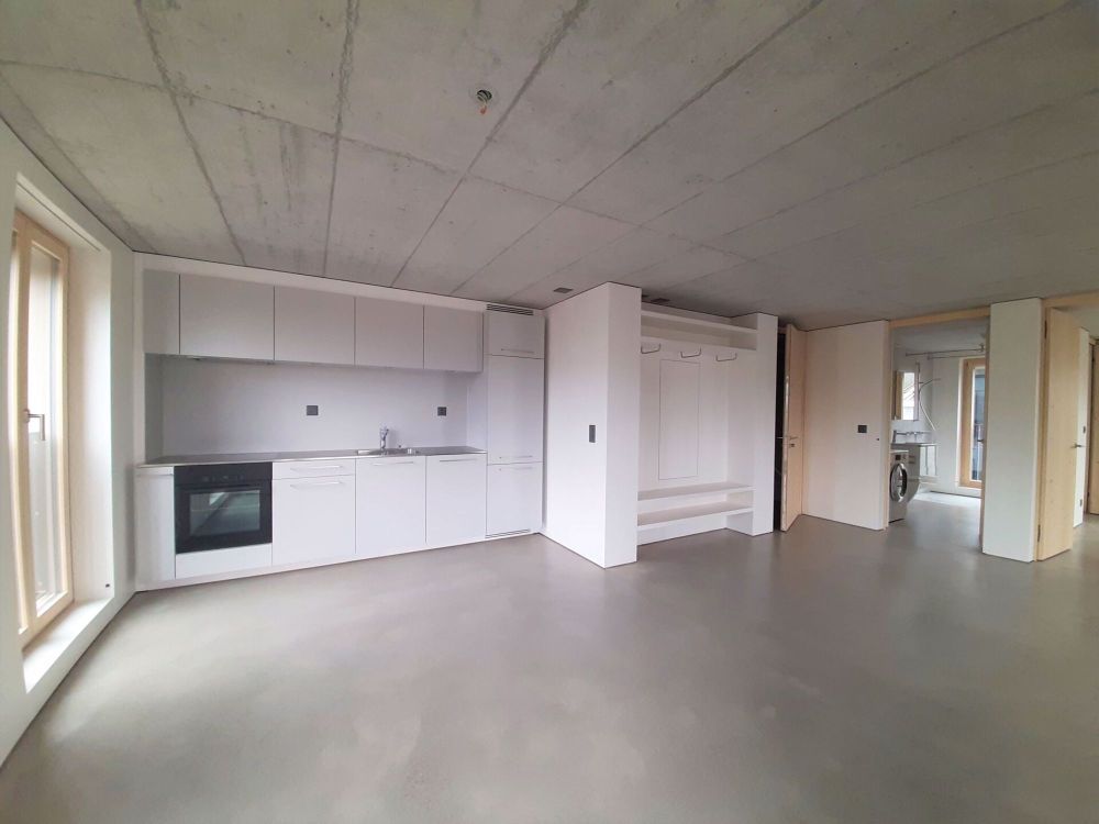 Moderne 2.5-Zimmer-Wohnung im Dorfzentrum - Bild 2