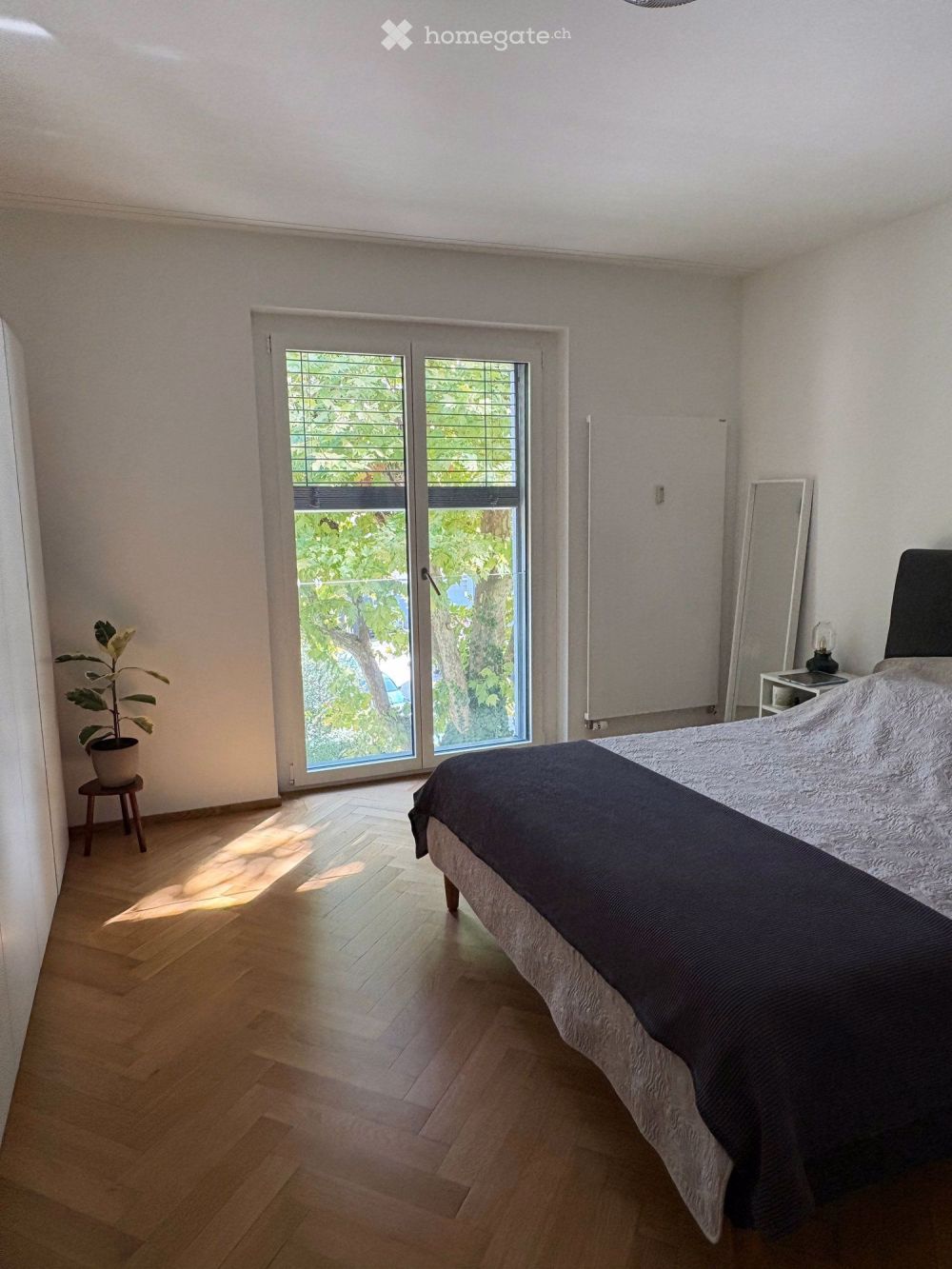 Moderne 2.5-Zimmer-Wohnung mit Balkon in Wollishofen - Bild 4