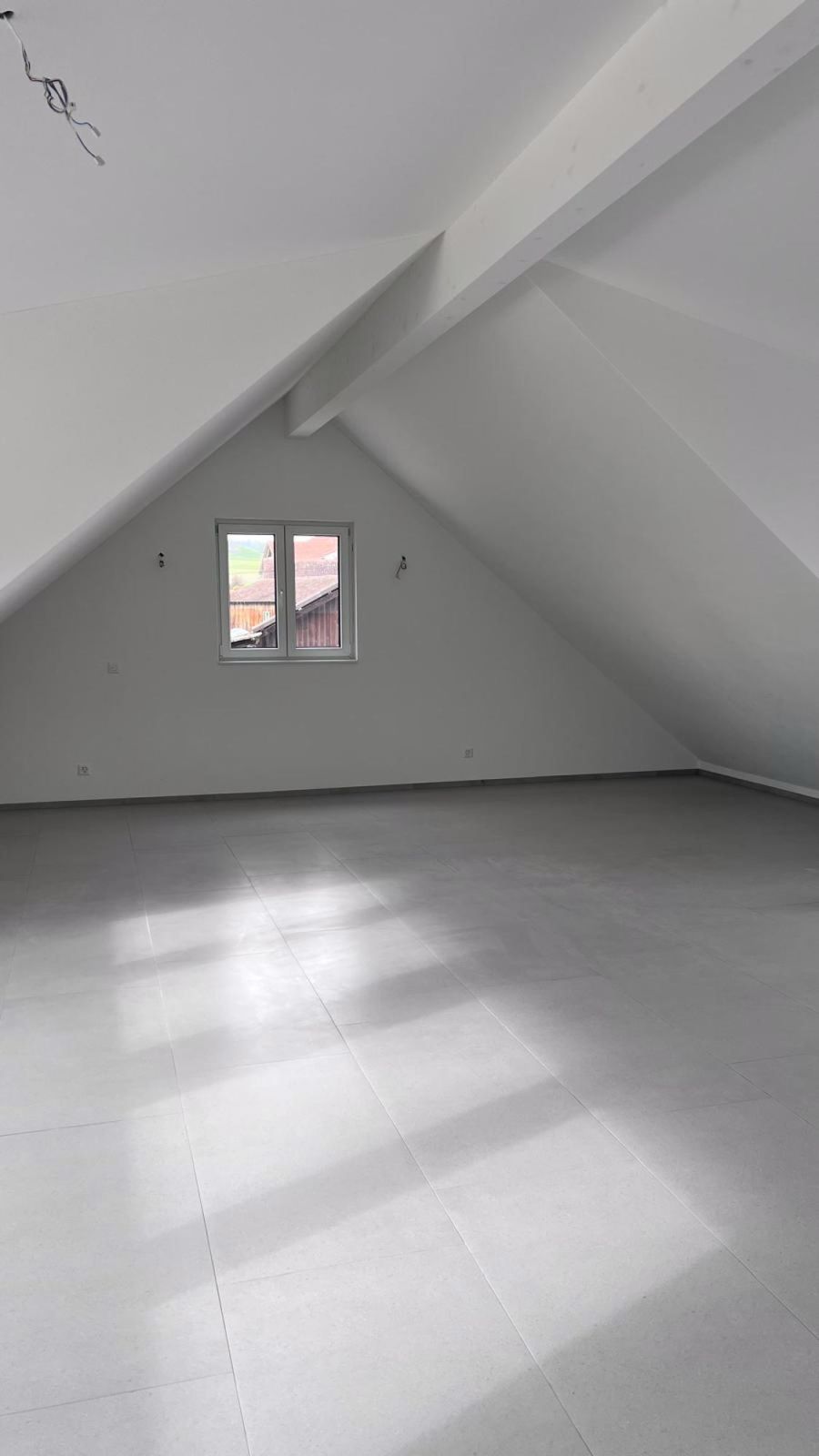 Moderne 2.5-Zimmer-Dachwohnung in Leuggern - Neubau 2025 - Bild 2