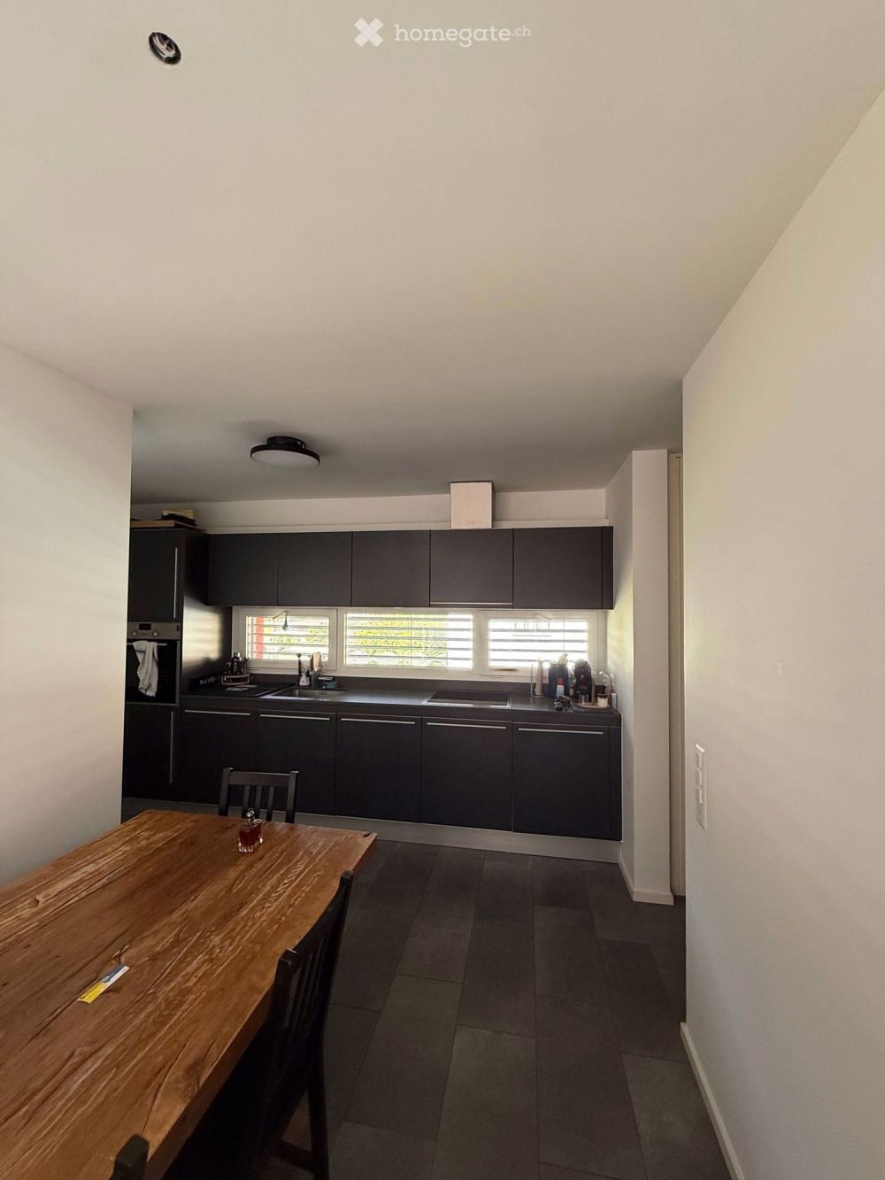 Modernes Apartment mit 2.5 Zimmern und Panoramablick in Gordola - Bild 4