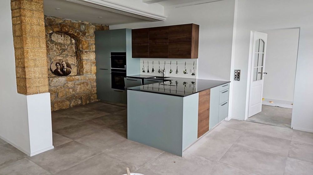 Aussergewöhnliche Loftwohnung mit Blick auf den Bielersee, ca. 111m2 - Bild 1