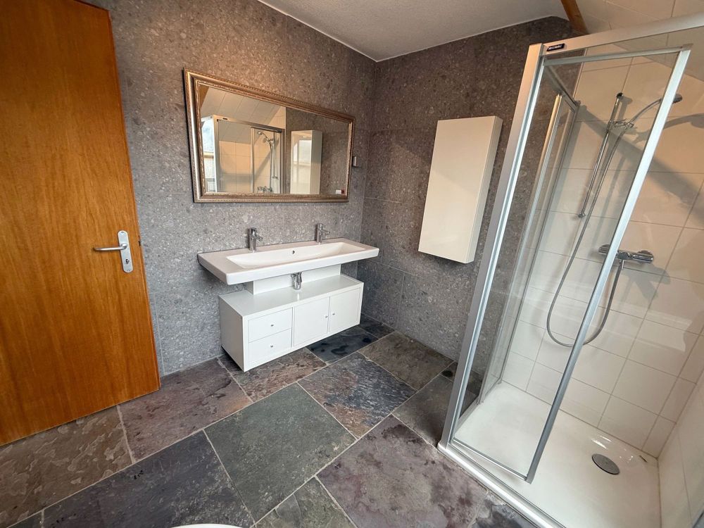 Ihre neue Aussicht... Erstvermietung 4.5 Zi-Wohnung nach Gesamtsanierung - Bild 11