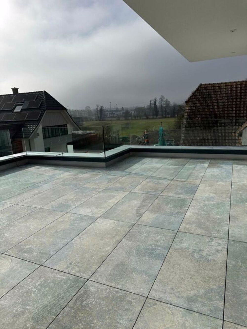 ERSTBEZUG - LUXURIÖSE 5.5-ZIMMER MAISONETTEWOHNUNG - Bild 3