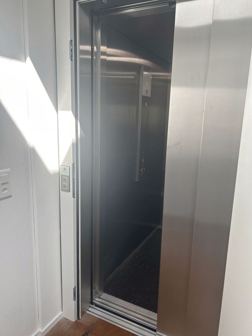 Attikawohnung mit grosser Terrasse – modern, hell & familienfreundlich - Bild 10