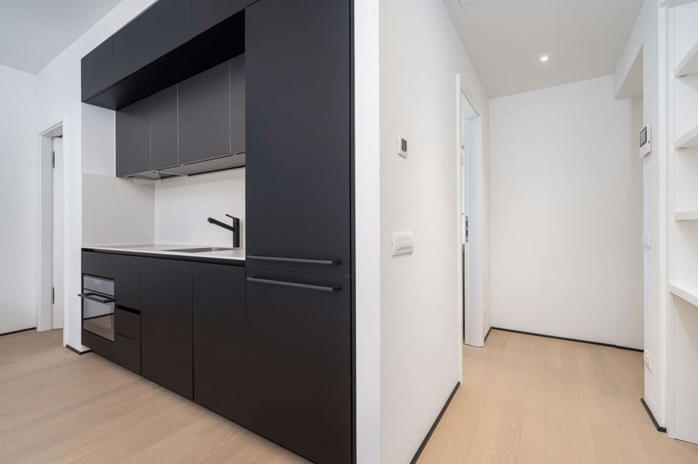 Lugano Zentrum. Neues, geräumiges Einzimmerapartment MIT KLIMAANLAGE NEUE WOHNUNG MIT KLIMAANLAGE - Bild 4
