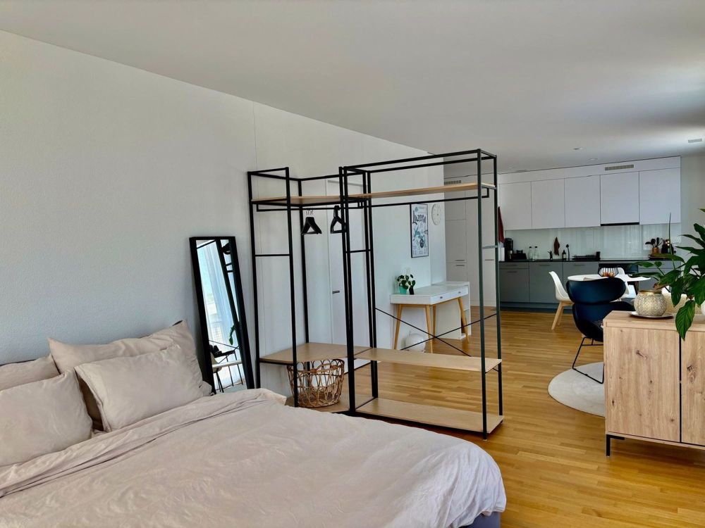 BEFRISTET: 01.11.2025 bis 30.11.2025: Moderne, möblierte 1.5-Zimmerwohnung in Kriens mit Balkon - Bild 4