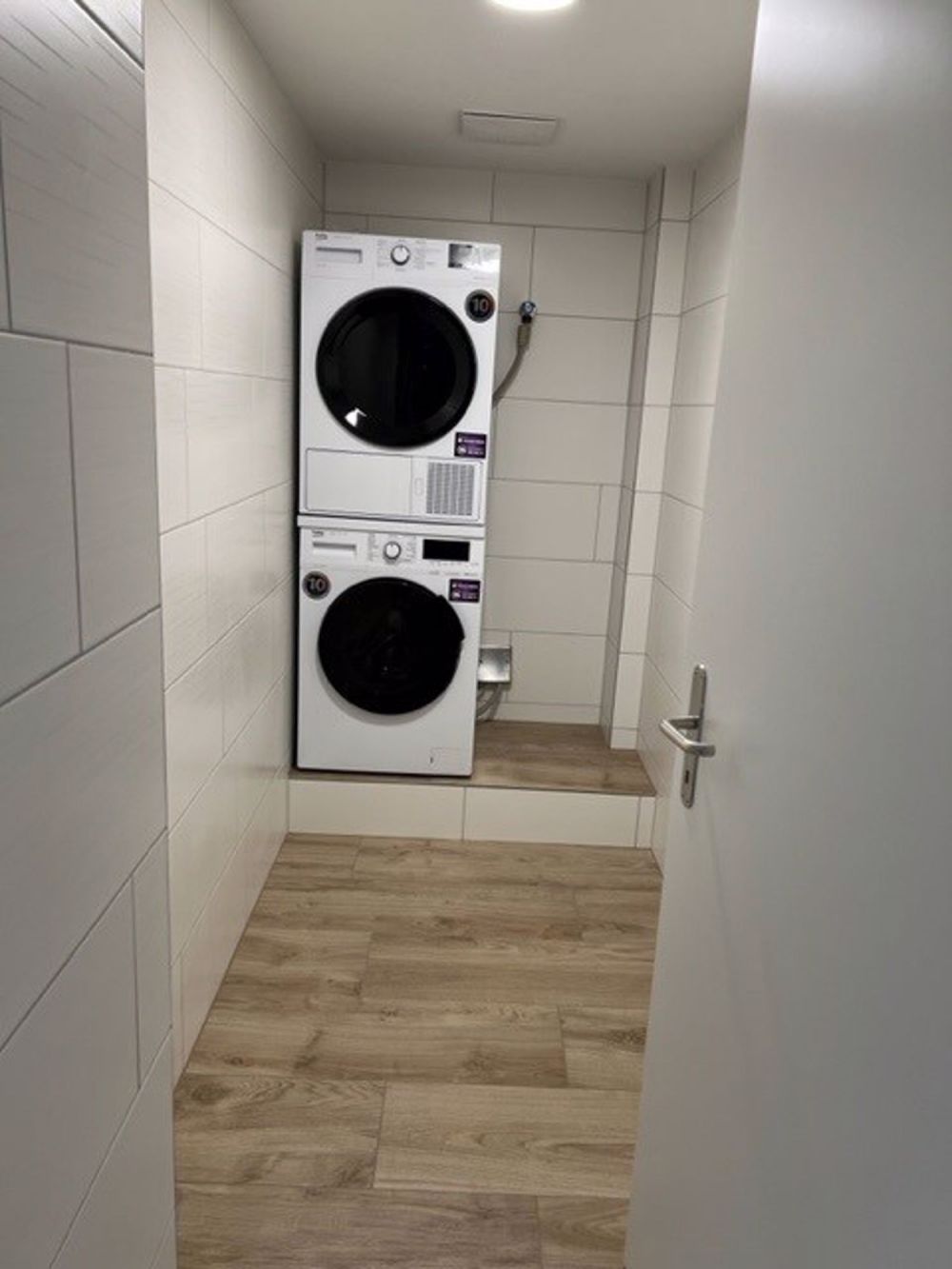 moderne und hochwertige 3.5 Zimmer-Wohnung - Bild 4